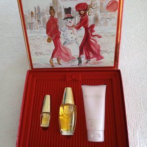 NEW Beautiful Estee Lauder Gift Set $50